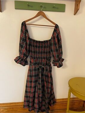 Plaid Puff-Sleeve Midi Dress with Waist Tie - Black & Red tartan holiday dress
